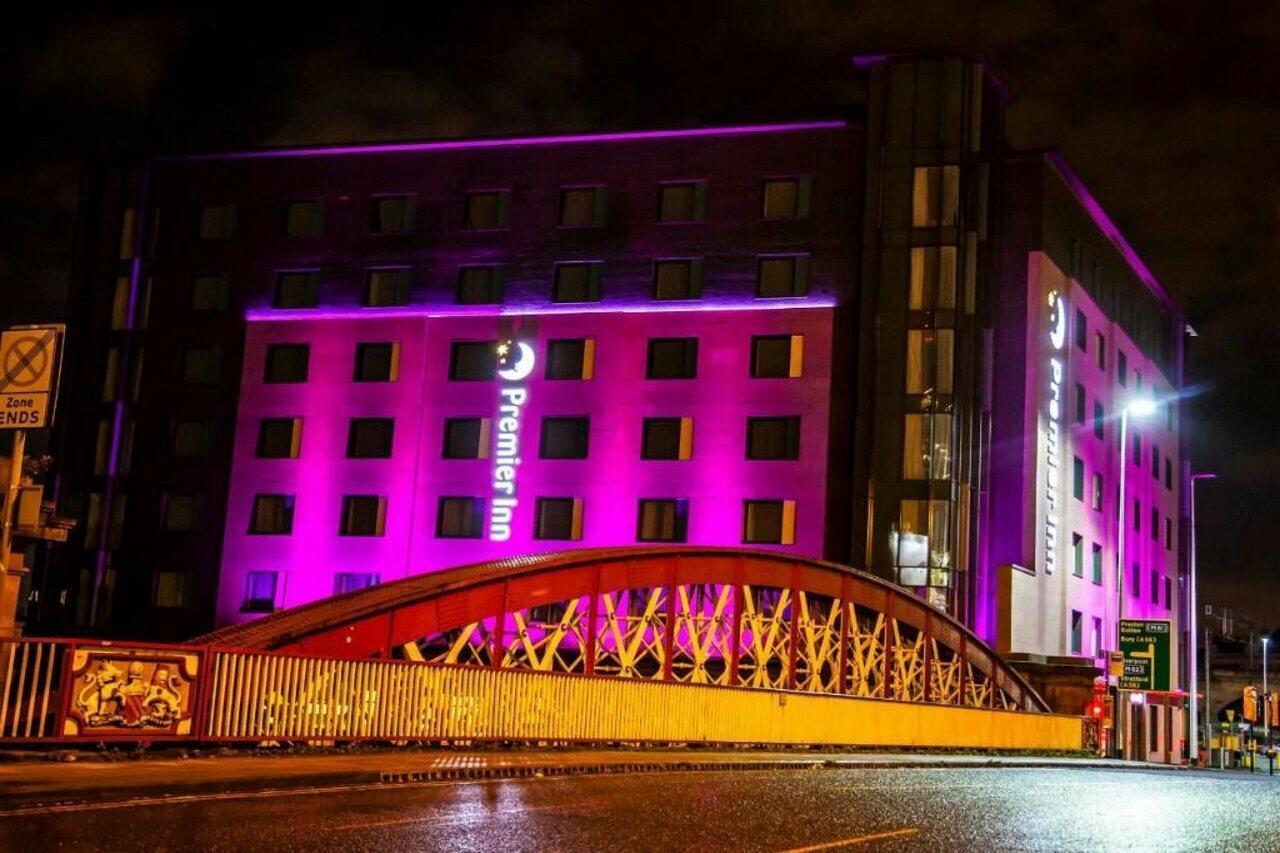 Premier Inn Manchester City Centre Exterior foto
